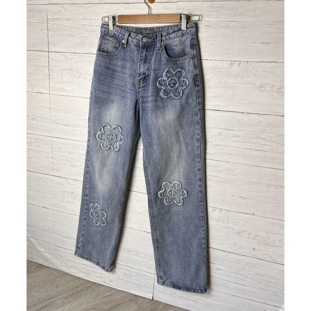 Cali 1850 Jeans Womens Size 7/28 Flower Daisy Patch Denim Jeans Cotton Blend - Picture 5 of 16